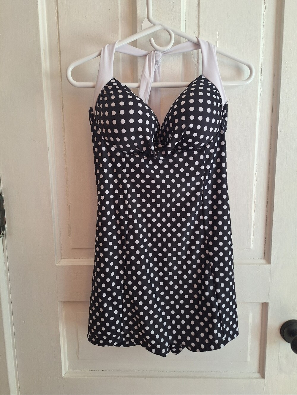 NWOT Chaps Swim Wear Black and White Polka Dot Swimdress Size 2X Flattering Cut